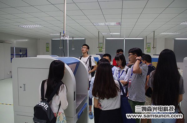 Peking University College of Engineering Doctoral Student Service Group and town leaders came to carry out practical research on the theme of "intelligent manufacturing" in our company_hjhb861.com